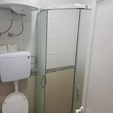 Di Uno Hostel Belgrad