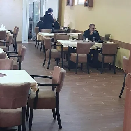 Hostel Di Uno