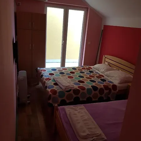 Di Uno *